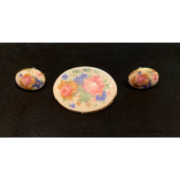 Vintage Porcelain Floral Motif Brooch with Screw Back Earrings - Picture 1 of 7